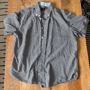 UNTUCKit navy and White Gingham Men's Shirt
